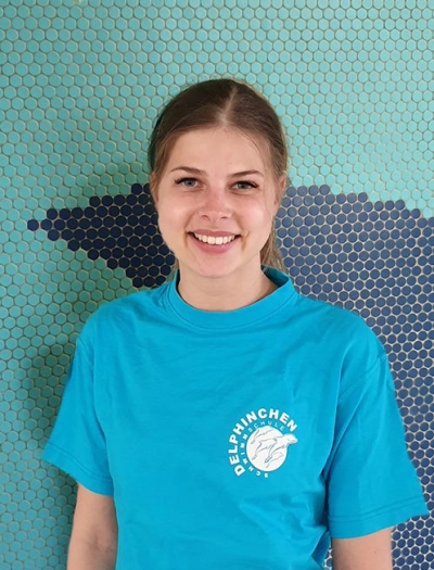 eva-new Eva - Schwimmlehrerin